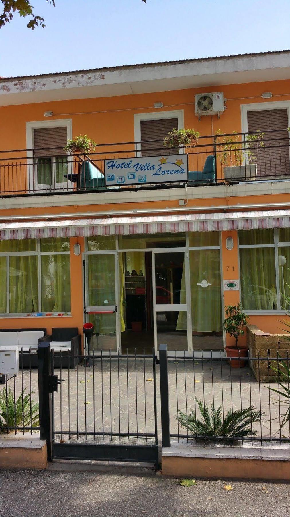 Hotel Villa Lorena Rímini Exterior foto