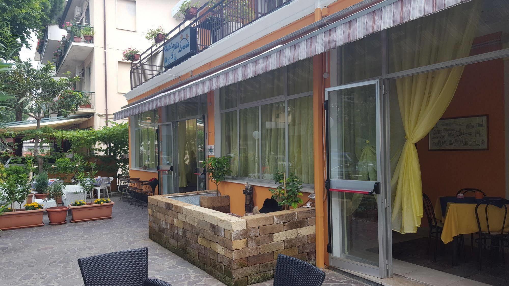 Hotel Villa Lorena Rímini Exterior foto